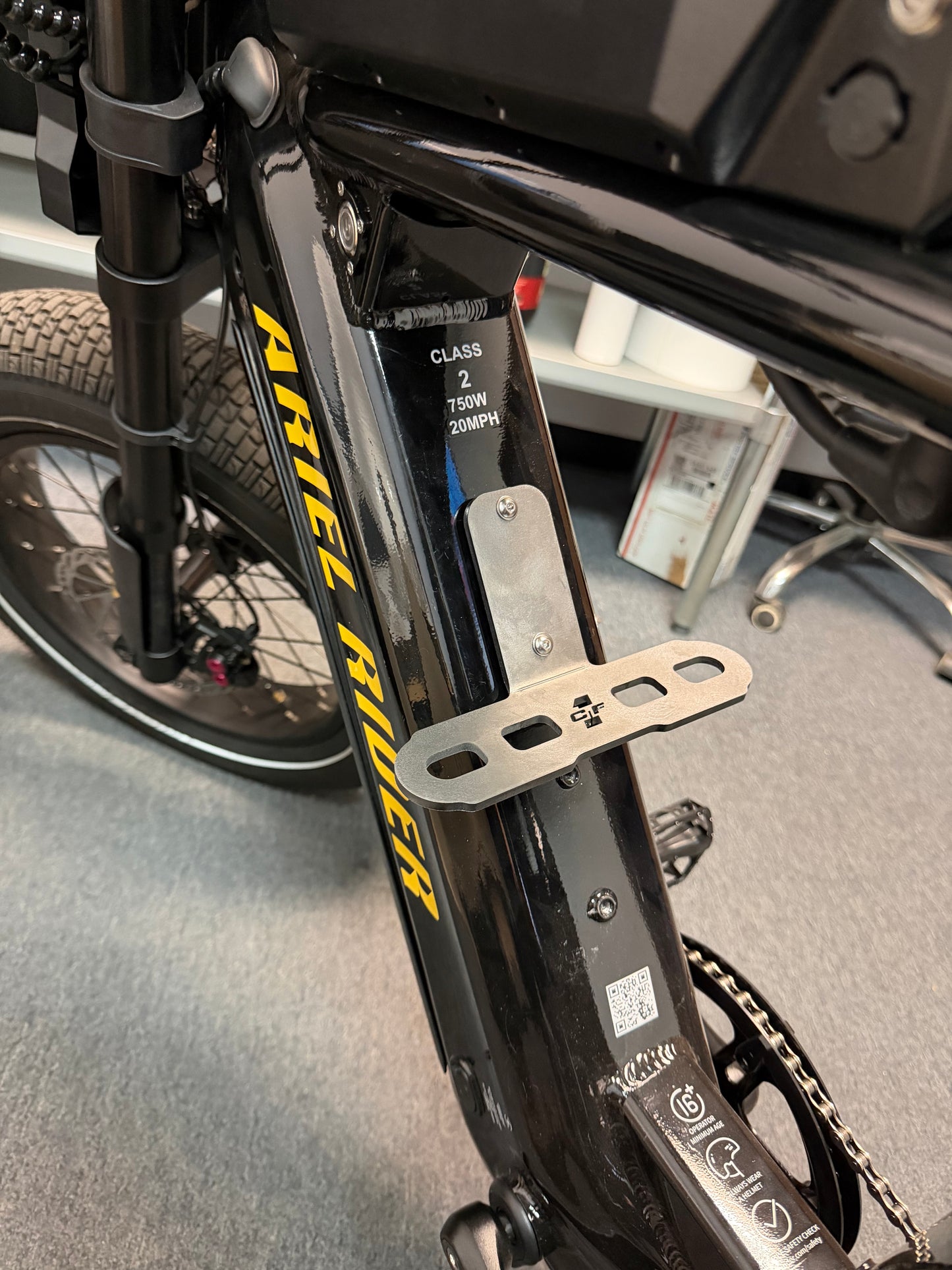 Ariel Rider XClass 60V Foot Pegs